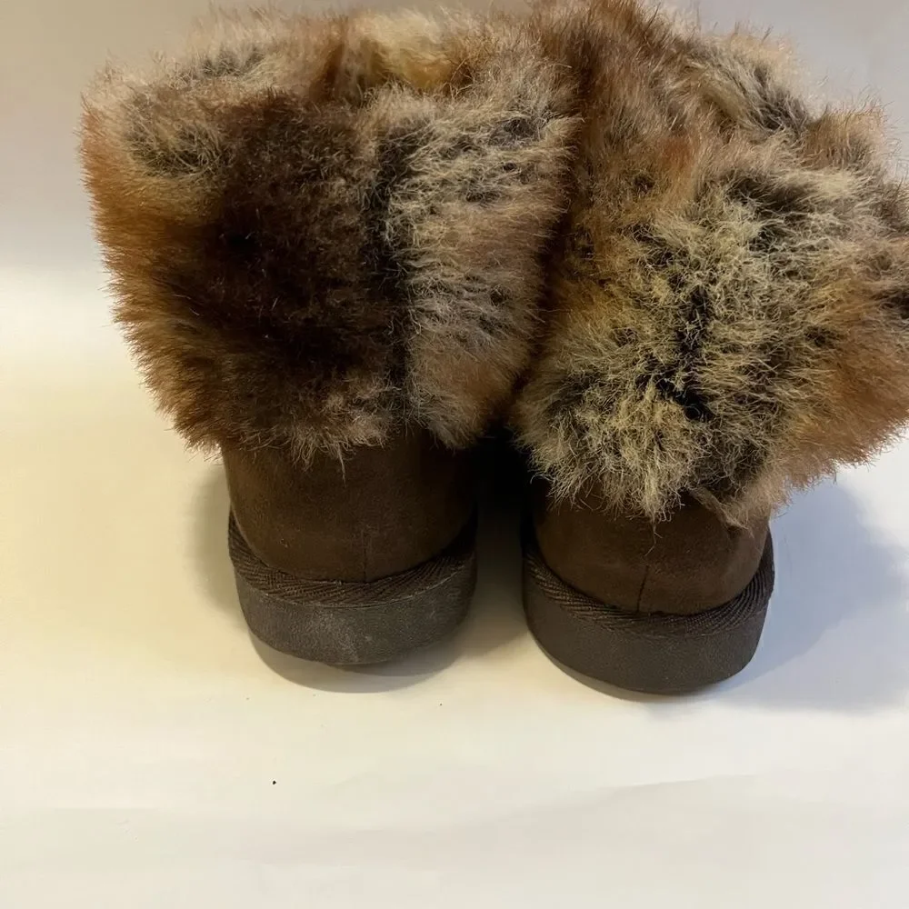 Mossimo Ankle Fur boots size 8